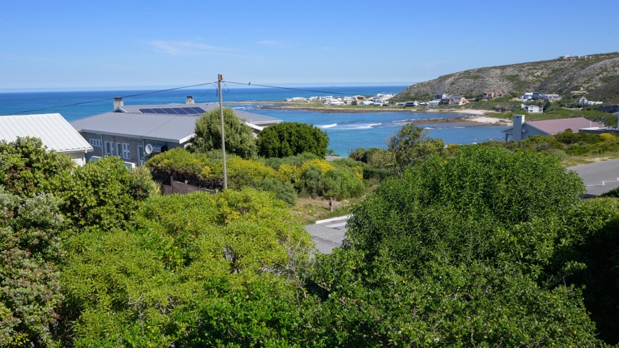 4 Bedroom Property for Sale in Oceanview Heights Western Cape